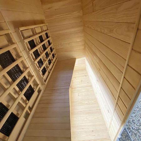Le Clovis Suites Spa Sauna ランス エクステリア 写真